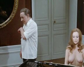 Completely Nude in The Phantom of Liberty!