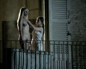 Nude in La morte Vivant HiDef 720p!