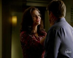 Hot on Castle s05e02 HiDef 720p!