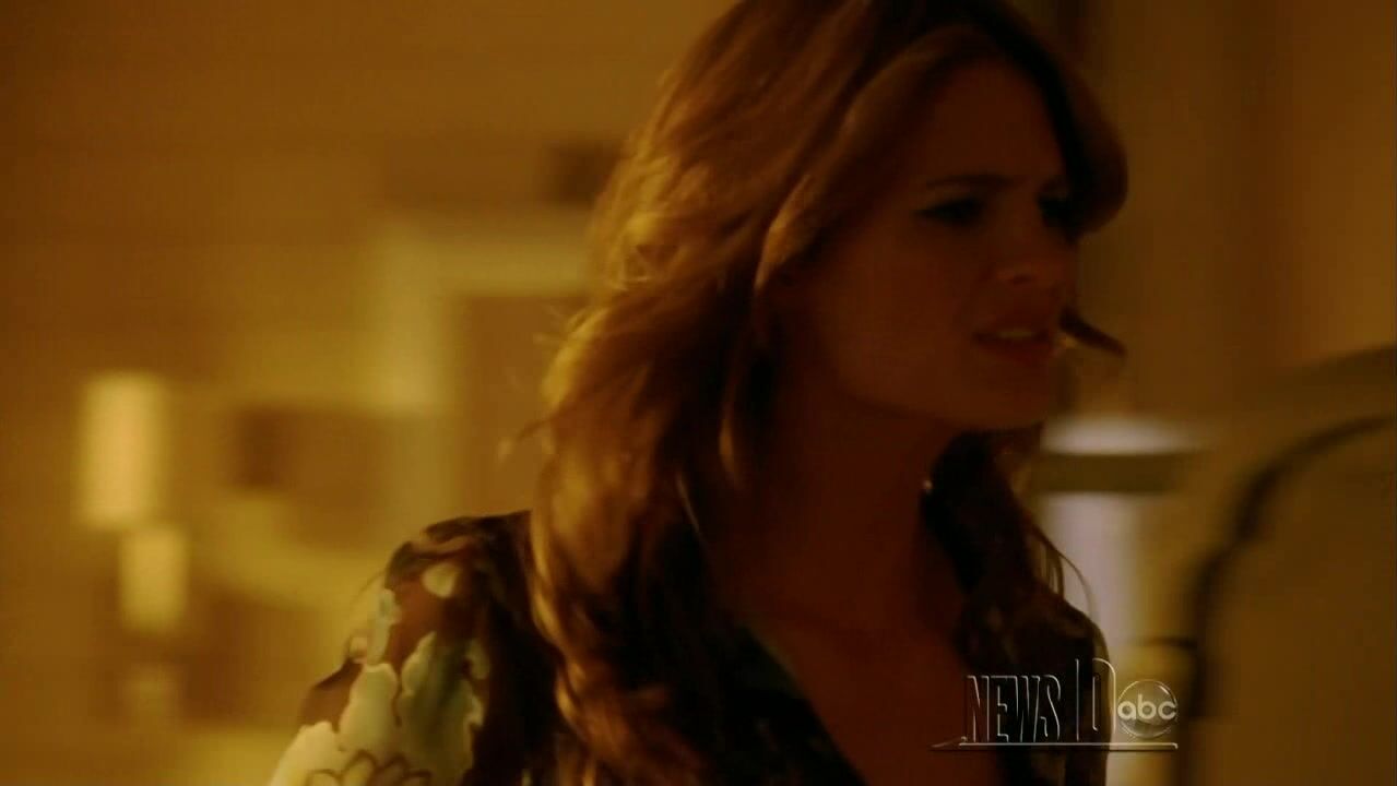 Hot on Castle s05e02 HiDef 720p!