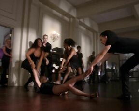 Sexy on Glee s04e01 HiDef 720p!