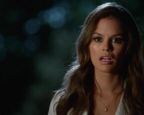 in Bra on Hart of Dixie s02e04 HiDef 720p!