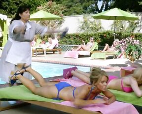 in Bikini on Suburgatory s02e01 HiDef 720p!