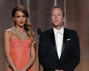 Cleavage at the Golden Globes 2013 HiDef 1080p!