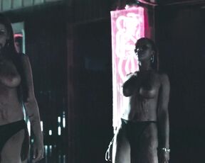 and others Nude in Resident Evil Apocolypse HiDef 1080p!