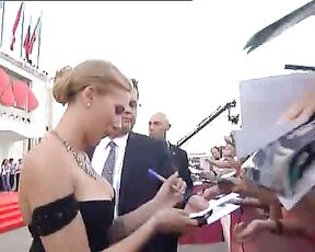 Cleavage on Red Carpet!