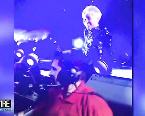 Miley Cyrus and Katy Perry Kiss on Bangerz Tour!