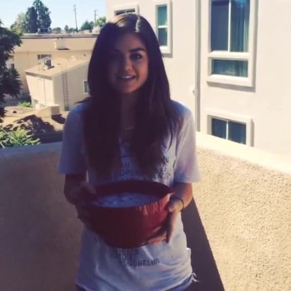 Lucy Hale, Kat Graham, Katy Perry, Ashley Tisdale, Alessandra Ambrosio, Camilla Belle, Britney Spears, Anna Kendrick, Hayden Panettiere, Julianne Moore, Lady Gaga, Vanessa Hudgens and others doing the Ice Bucket Challenge!