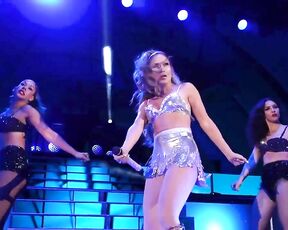 Jennifer Lopez and Iggy Azalea Twerking at Hollywood Bowl HiDef 720p!