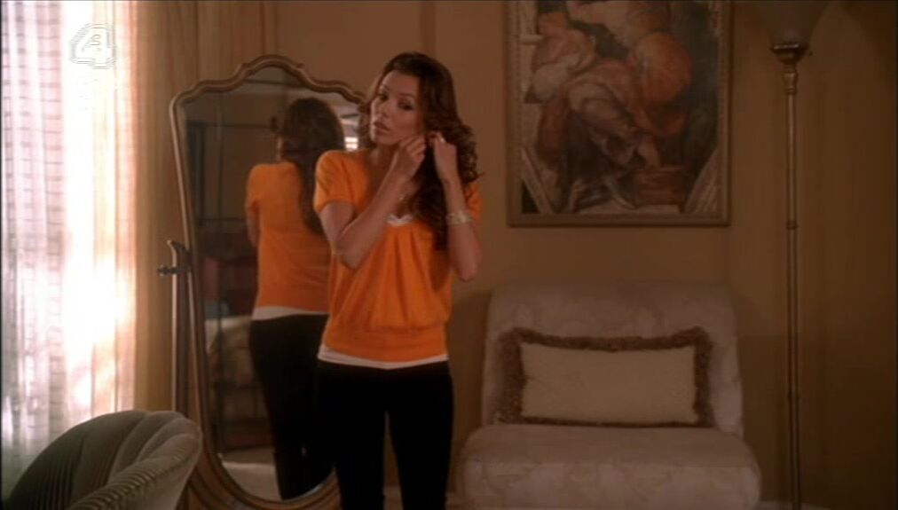 Cleavage on Desperate Housewives!