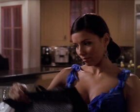 Cleavage and Black Bra on Desperate Housewives!