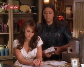 Cleavage on Ghost Whisperer!