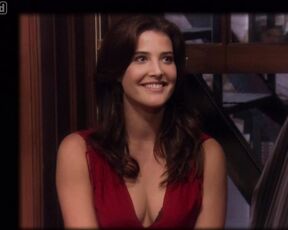 Cleavage on How I Met Your Mother HD 1080!