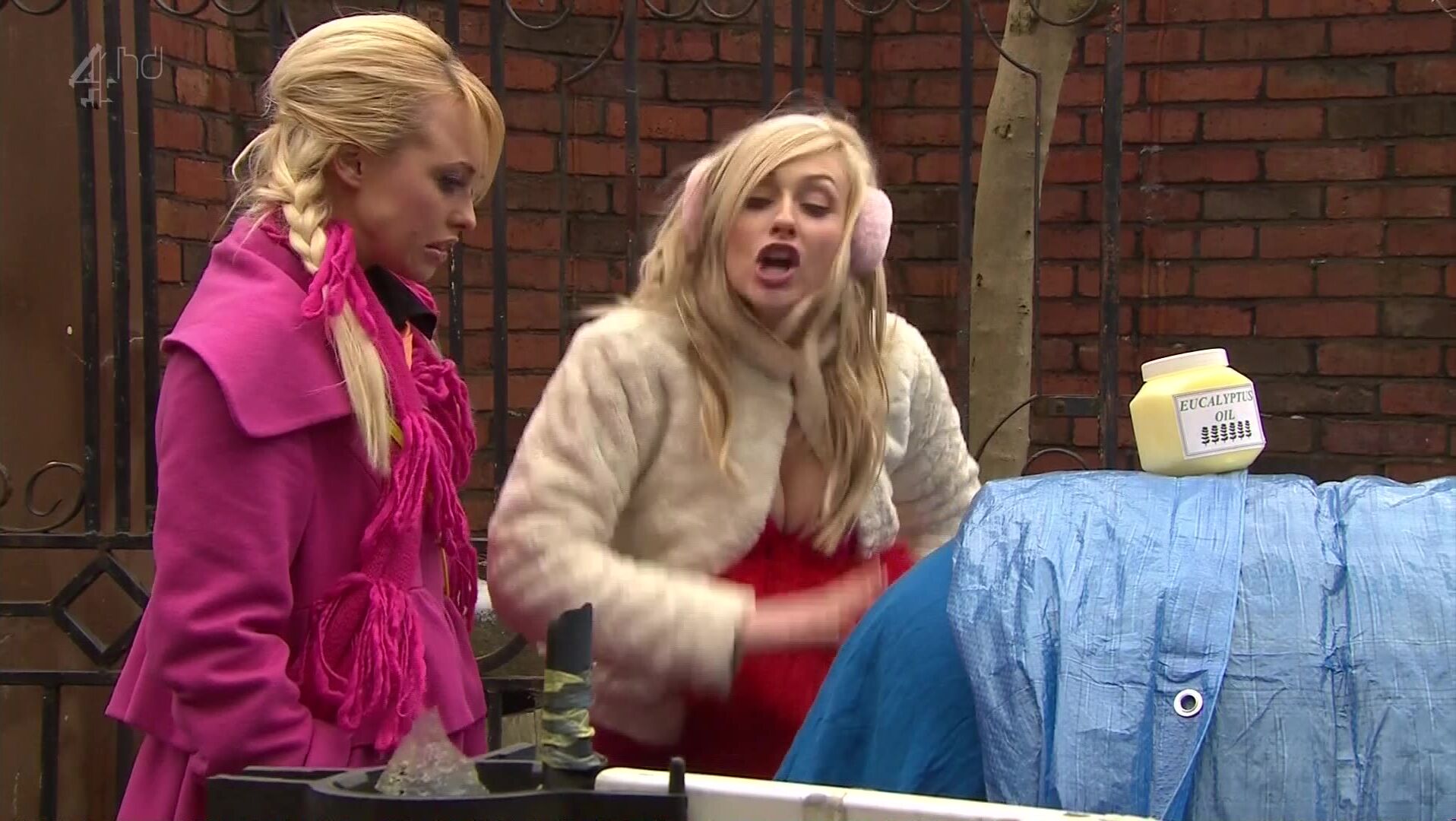 Cleavage on Hollyoaks HD 1080i!