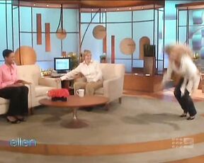 incredible high heel close up on Ellen!