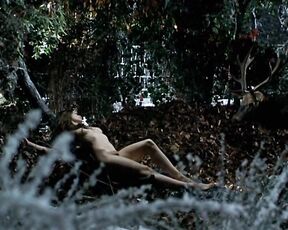 Laetitia Casta, Alice Roland and Sandrine Borau Completely Nude from Visage!