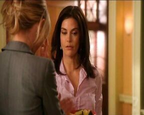 Leggy in high heels on Desperate Housewives!