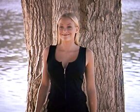 in Bikini on Sweet Valley High s1e3!