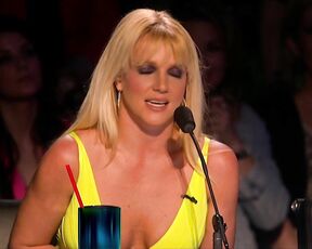 Cleavage on X Factor USA HiDef 1080i!