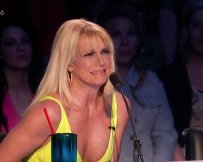 Cleavage on X Factor USA HiDef 1080i!