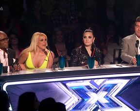 Cleavage on X Factor USA HiDef 1080i!