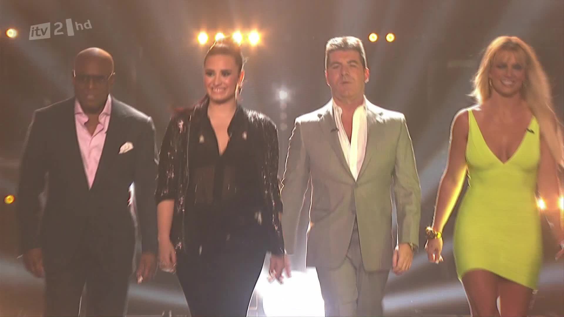 Cleavage on X Factor USA HiDef 1080i!