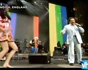 Duet with Tom Jones on The Concert for Diana!