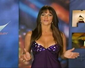 Cleavage Highlights from post univision post show!