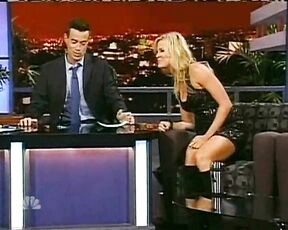 gives Carson Daly a Lap Dance to Britney Spears Song!