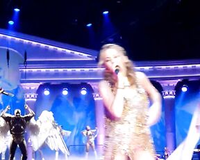 Performing at Aphrodite Les Folies 2011 Tour in Munich!