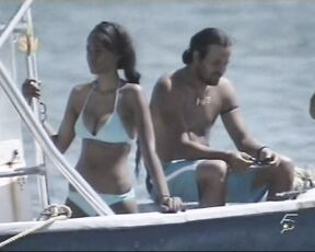 Topless and in Bikini on Supervivientes 2007!