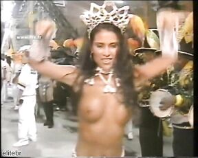 Topless in Carnaval Rio de Janeiro!