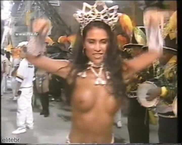 Topless in Carnaval Rio de Janeiro!