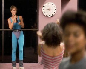 Jamie Lee Curtis and Marilu Henner in spandex with pokers in Perfect!