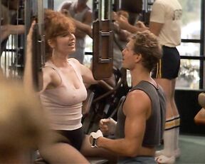 Jamie Lee Curtis and Marilu Henner in spandex with pokers in Perfect!