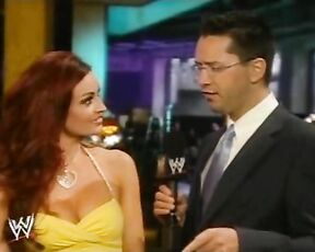 Candice Michelle and Maria Kanellis Kiss at WWE One Night Stand!