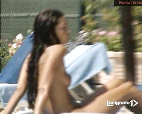 Paparazzi Toplessness!