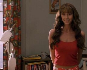 Shannon Elizabeth, Lisa Arturo and Denise Faye Hard Nips and Naked in American Pie 2 in HD!