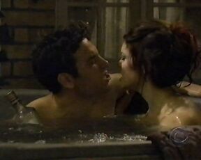 in a hottub on How I Met Your Mother!