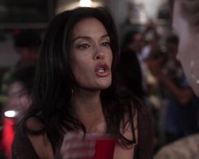 Massive Cleavage on Desperate Housewives HDTV!