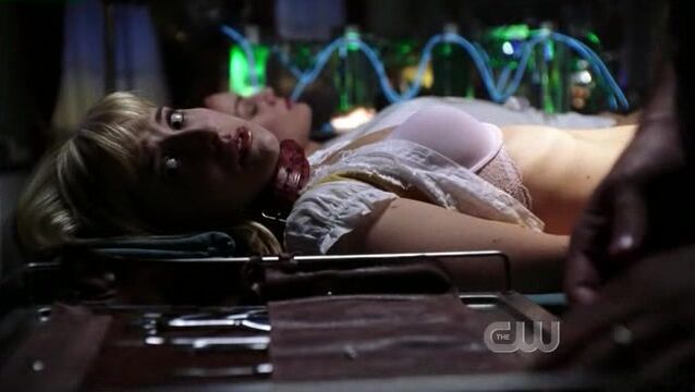 showing Bra on Smallville!