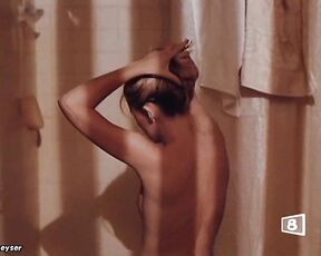 Topless showering in Kleptomania!