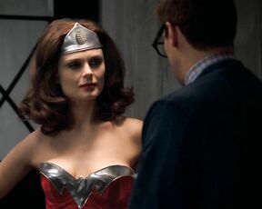 as Wonder Woman on Bones s3e5!