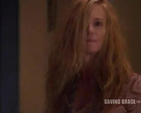 Bottomless and letting people see her naked body in Saving Grace S01E11!