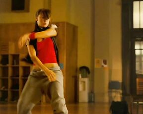 Sexy dancing from Step Up 2 trailer!