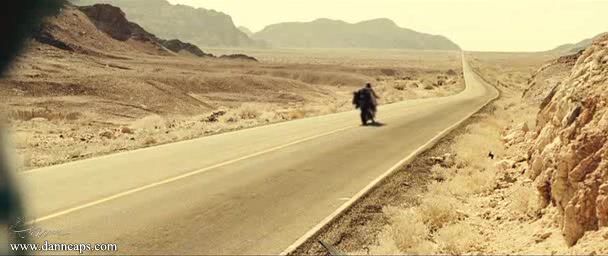 Nude and Looking Good in Resident Evil: Extinction!