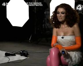 Cleavage/Sexy on E4 Behind the Scenes Music!