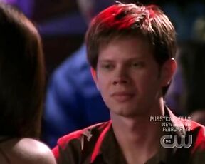 Major Leggage in New One Tree Hill!