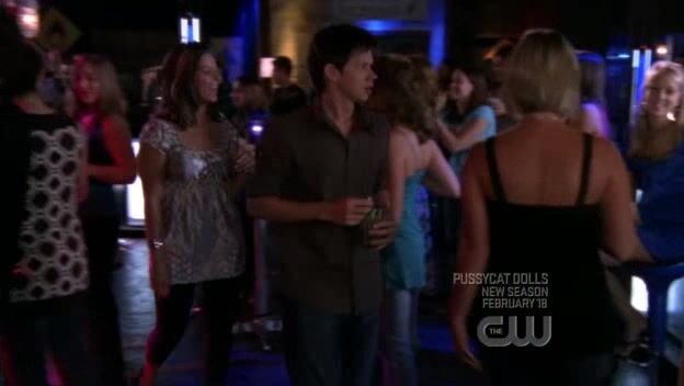 Major Leggage in New One Tree Hill!