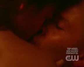 Sexy Love Scene from Smallville!